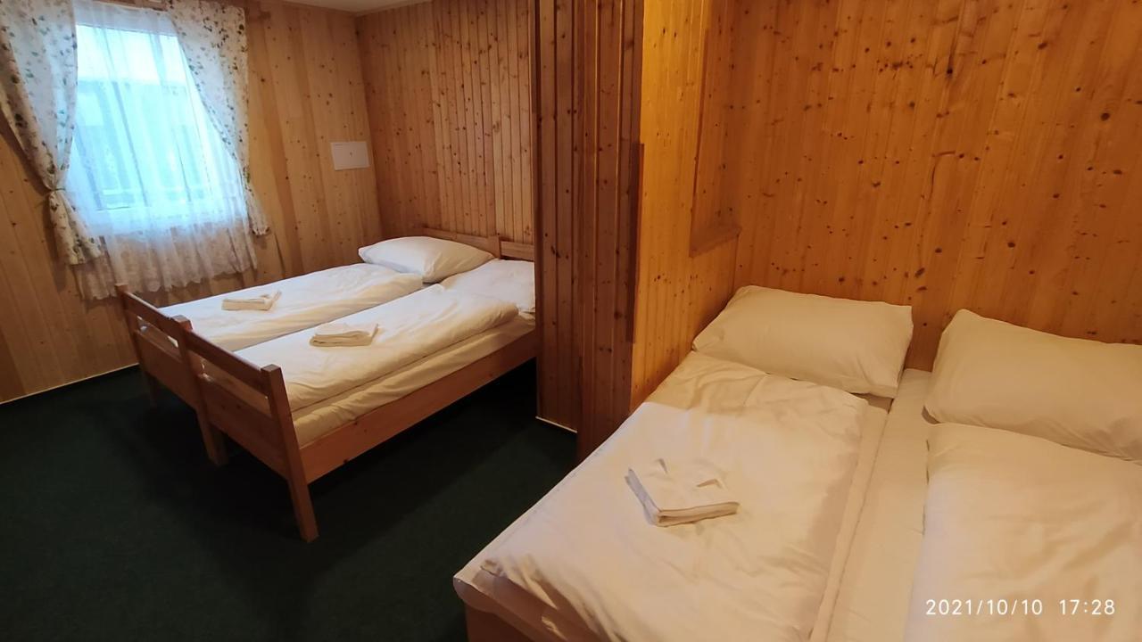 Penzion U Rybnika Marianska Экстерьер фото